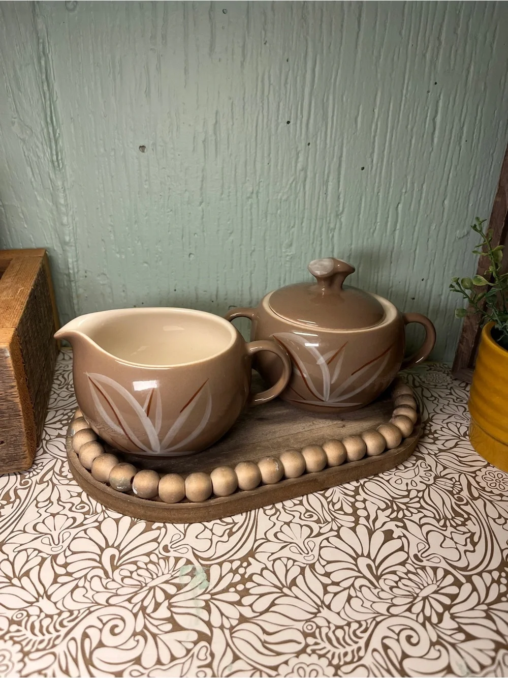 Winfield - Vintage Ceramic Sugar  and Creamer Set with Leaf Motif